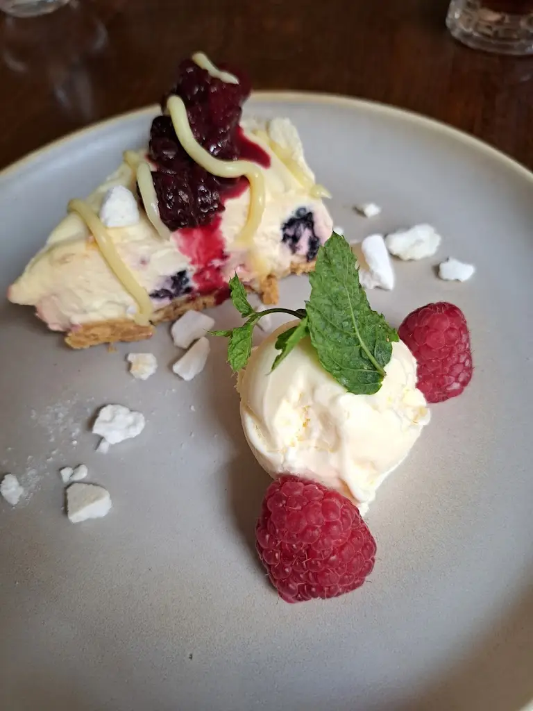 Mrs Poppy_The Bonnie Beastie_Forres_review