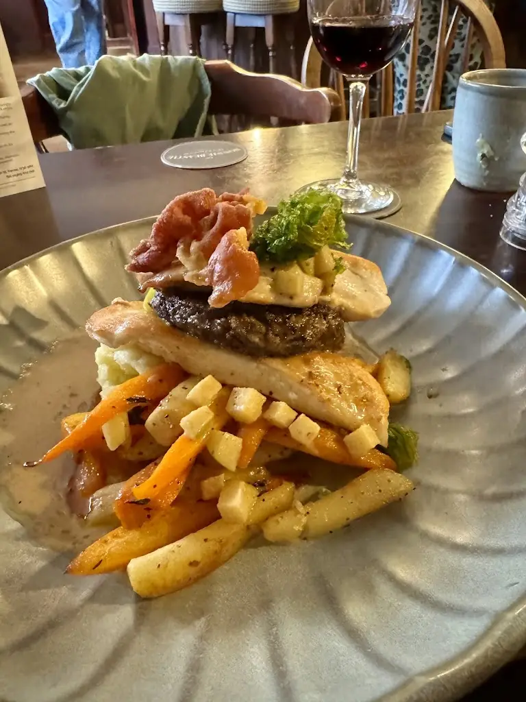 Bea Rowell_The Bonnie Beastie_Forres_review