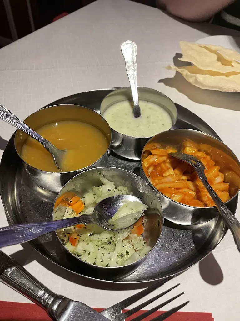 Cardamon Spice_Forres_slider_image_3