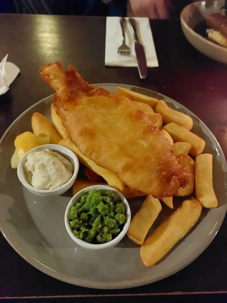 Ginger Rogers_Red Lion _Forres_review