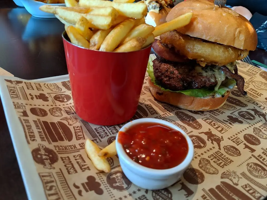 Menu_The Lion at Farnsfield_Bilsthorpe_image_8