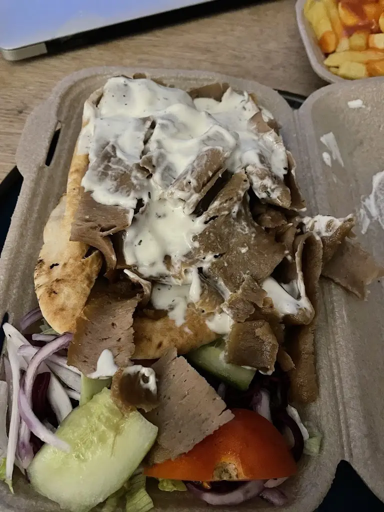 Paul Cater_Pizza Pan_Forres_review