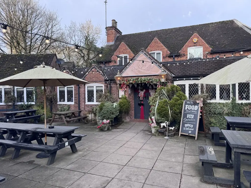 The Rose Cottage_Bilsthorpe_slider_image_3