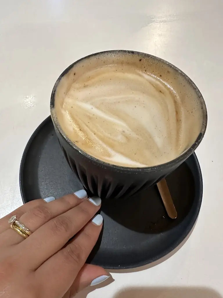 Felisia Mendosa_Forres Coffee House_Forres_review