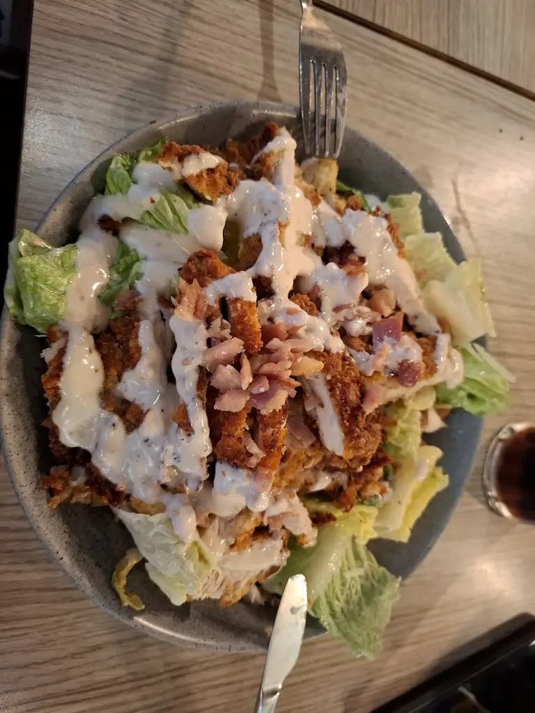 Helen Hare_Bird & Signet Bar_Inchinnan_review