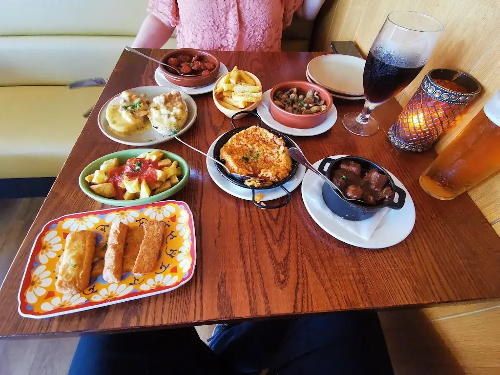 Menu_La Barca Spanish Tapas & Wine Bar_Helensburgh_image_5