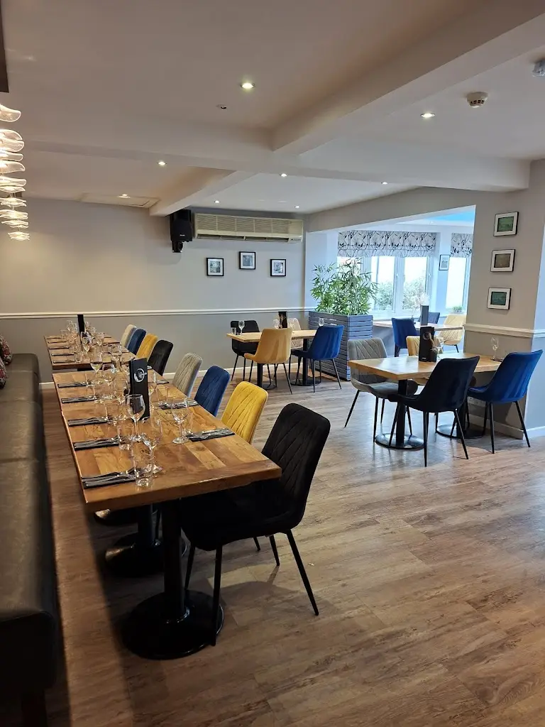 The Lansbury Restaurant & Bar_Bilsthorpe_slider_image_2