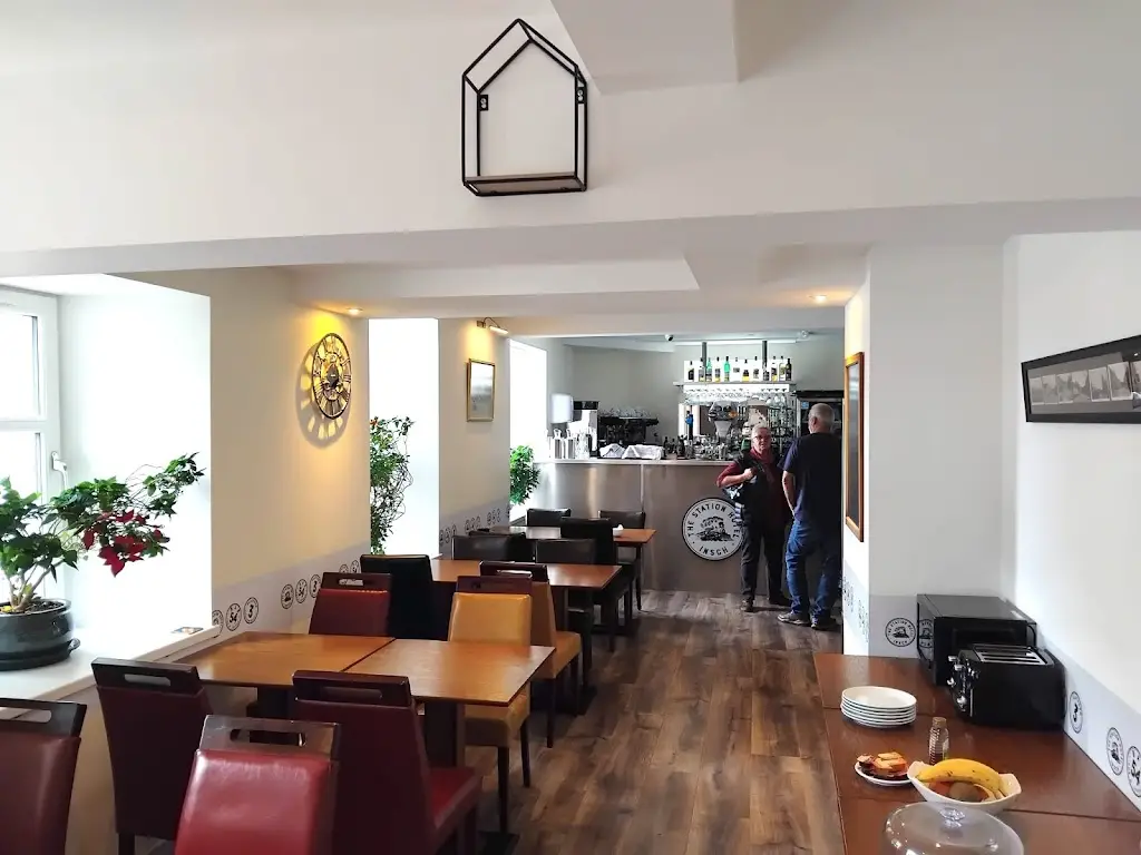 Bobbie Jeal_The Station Hotel_Insch_recensione