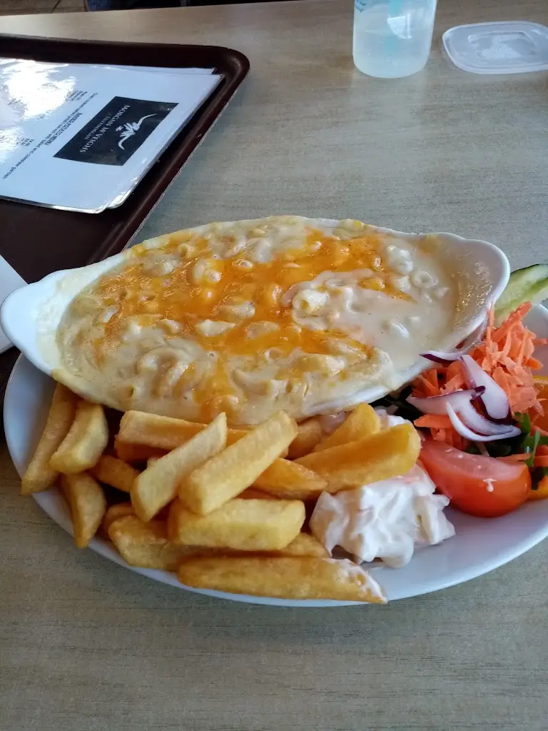 Gillian Clark_Morgan McVeighs_Insch_recensione