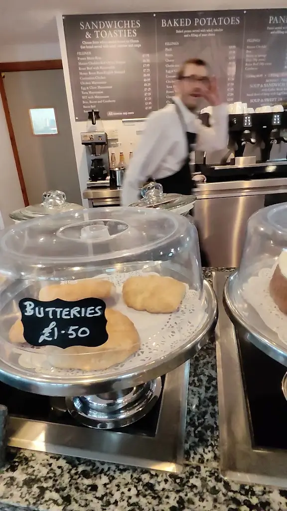 Morgan McVeighs_Insch_slider_image_2