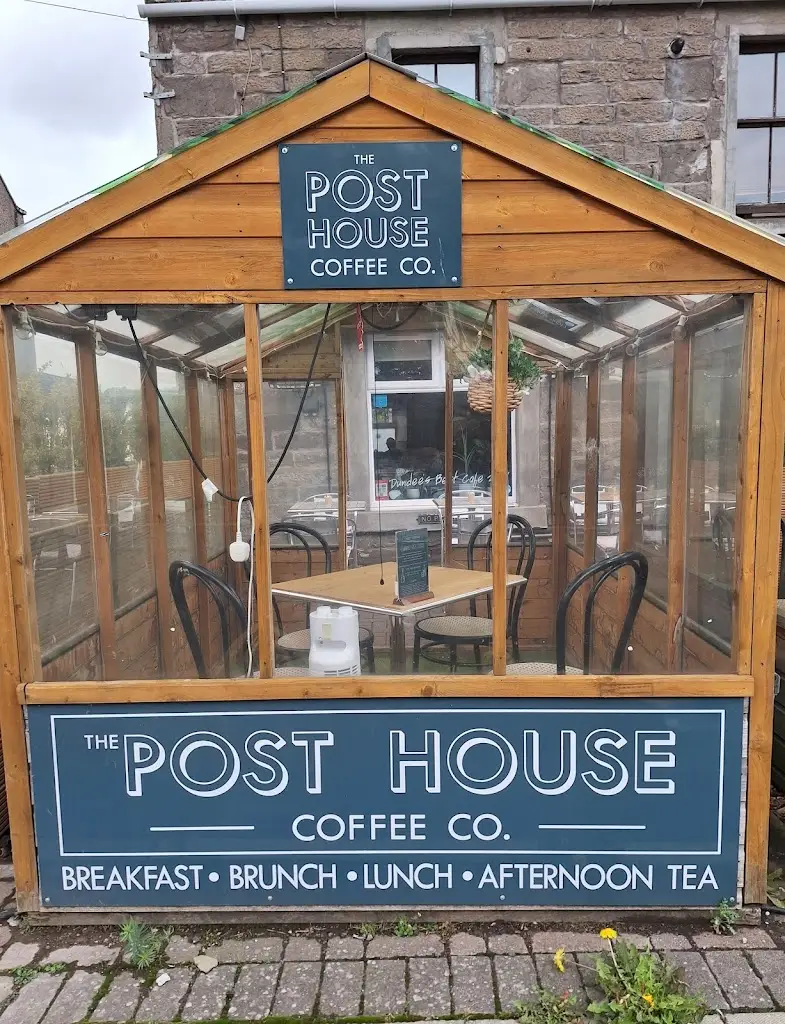 The Post House Coffee Co. restaurante en Invergowrie