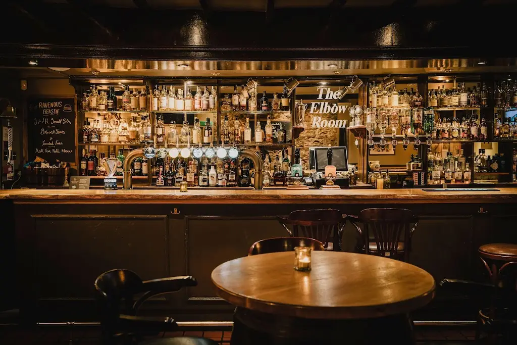 Inverkip Restaurant, Pub, Bar & Hotel_Inverkip_slider_image_1