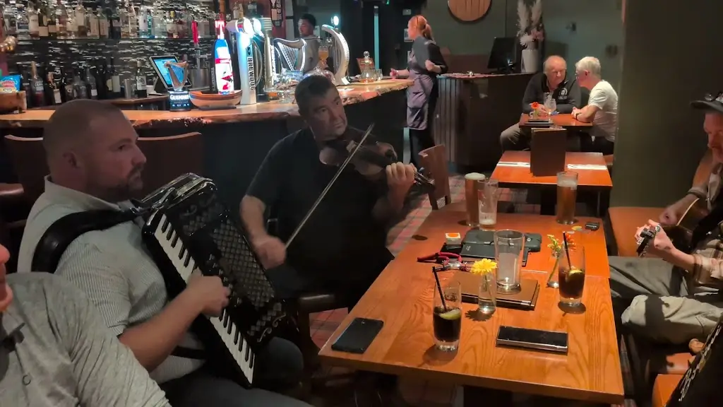 Inverkip Restaurant, Pub, Bar & Hotel_Inverkip_slider_image_2