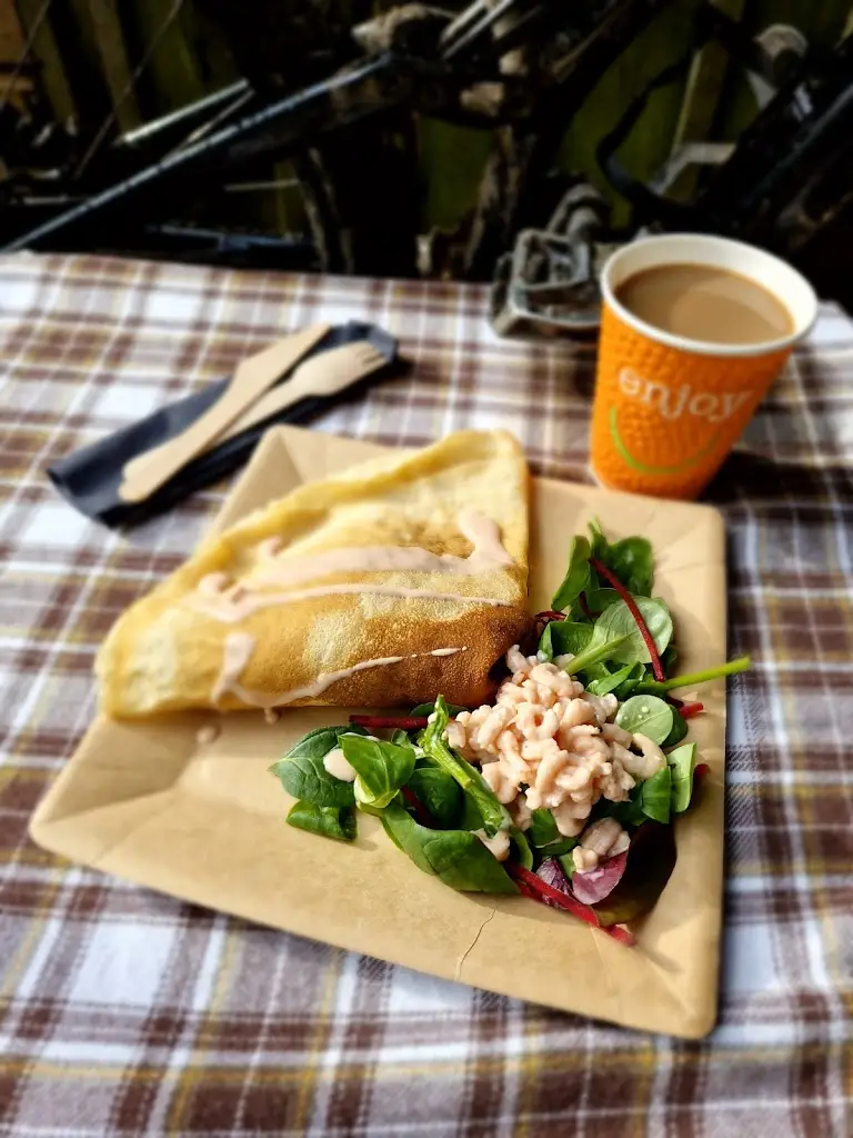 The Highland Crepe & Coffee Co_Highland_slider_image_1