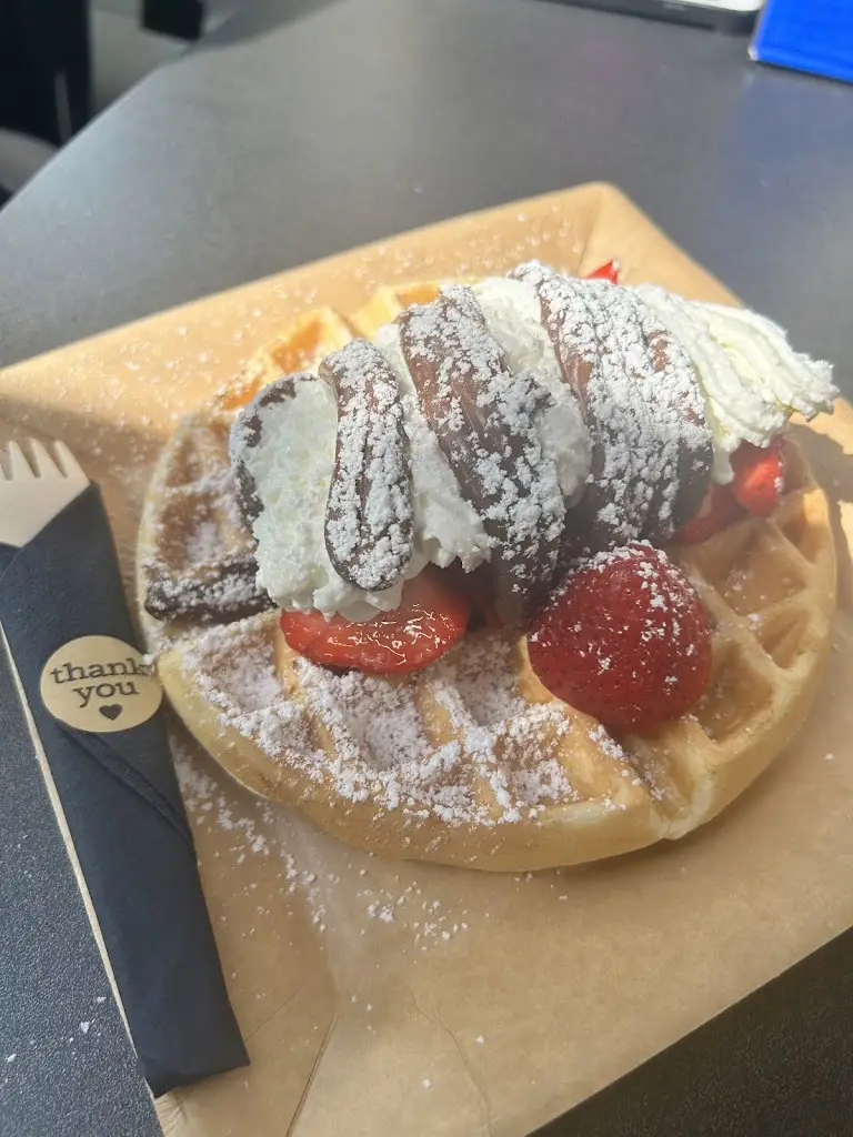 The Highland Crepe & Coffee Co_Highland_slider_image_3