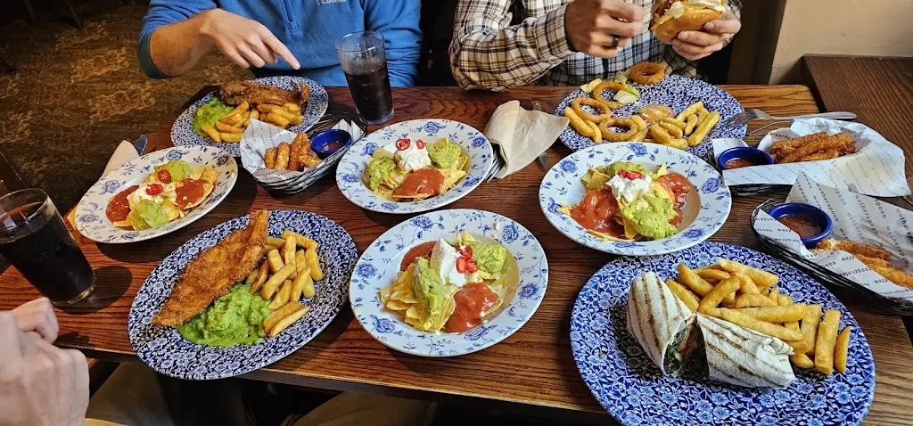 Martin Challinor_Hunters Hall - JD Wetherspoon_Galashiels_review