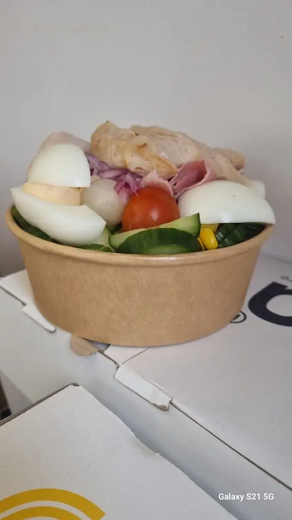 D Hunter_Winter Spring Summer & Fall with Affogato Joe’s_Galashiels_review