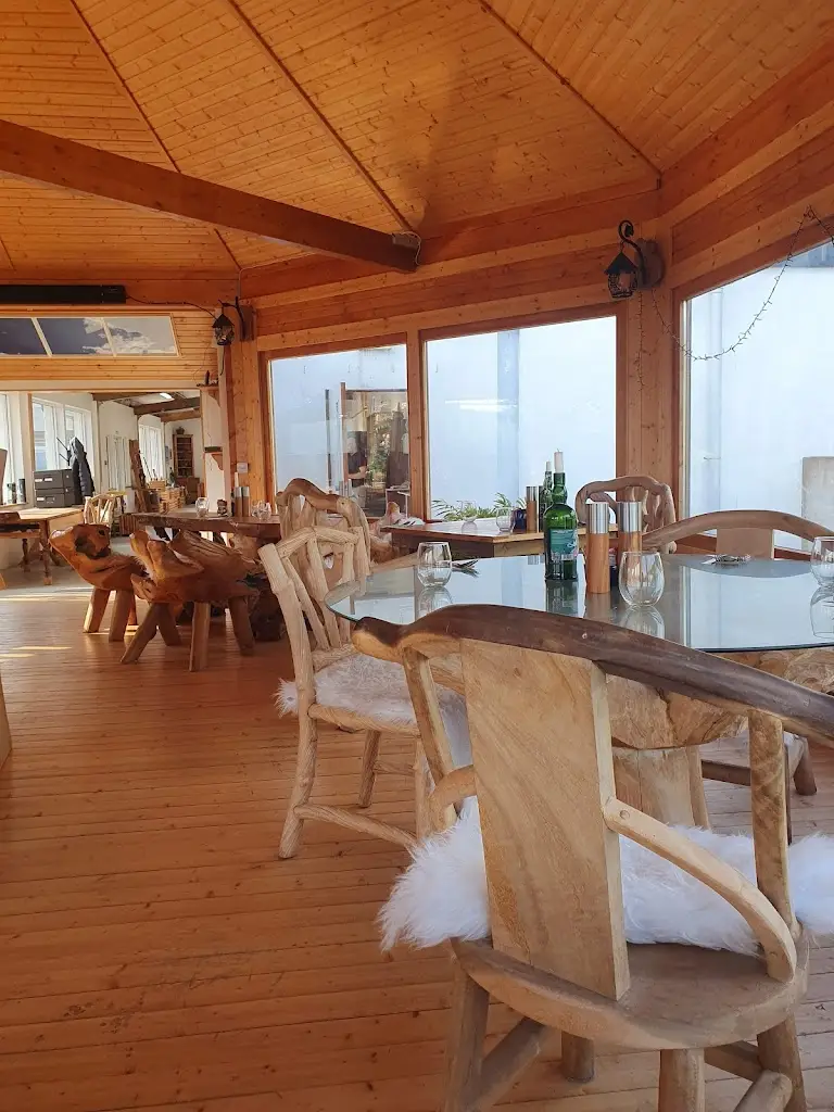 Bernard Savage_The Balaclava Byre_Isle of Islay_review