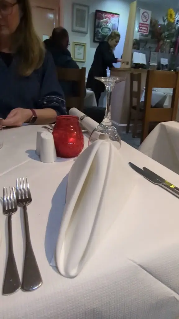 Ewan Walker_Saffron - Innerleithen _Innerleithen_review