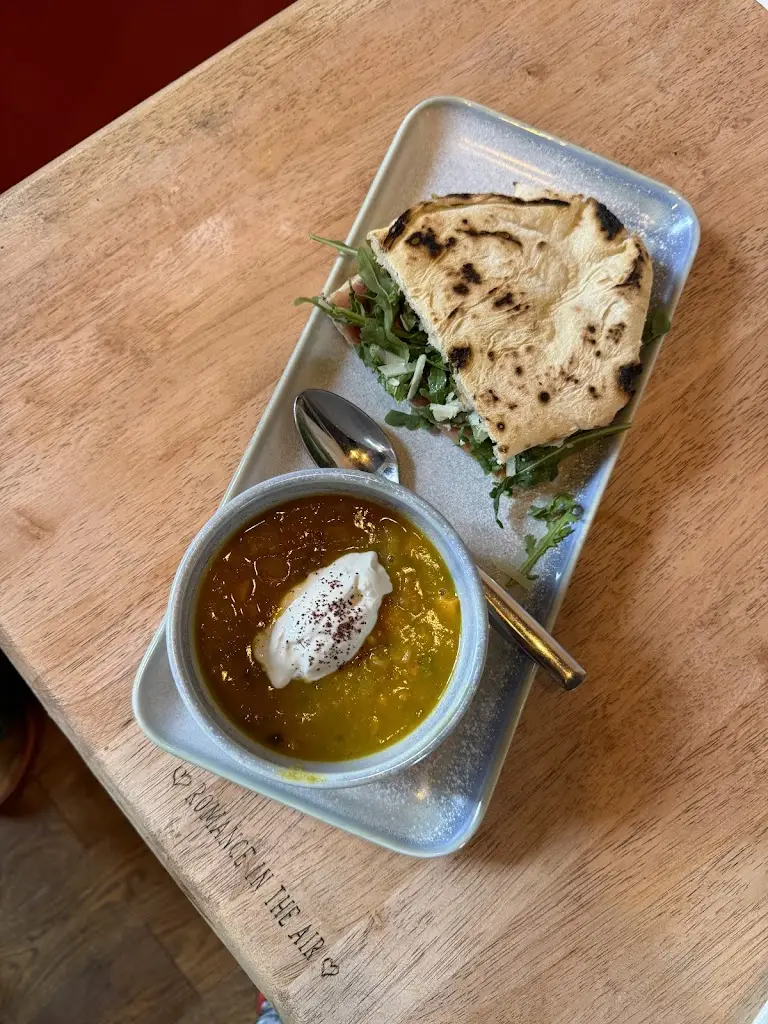 Menu_Out Out Gastro Pub & Pizzeria_Innerleithen_image_7