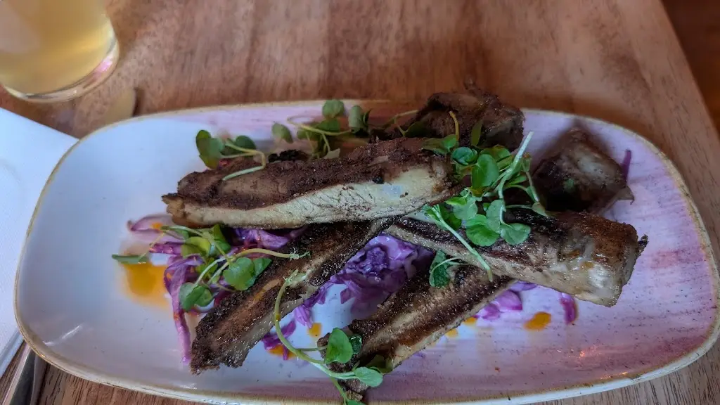 Out Out Gastro Pub & Pizzeria_Innerleithen_slider_image_3