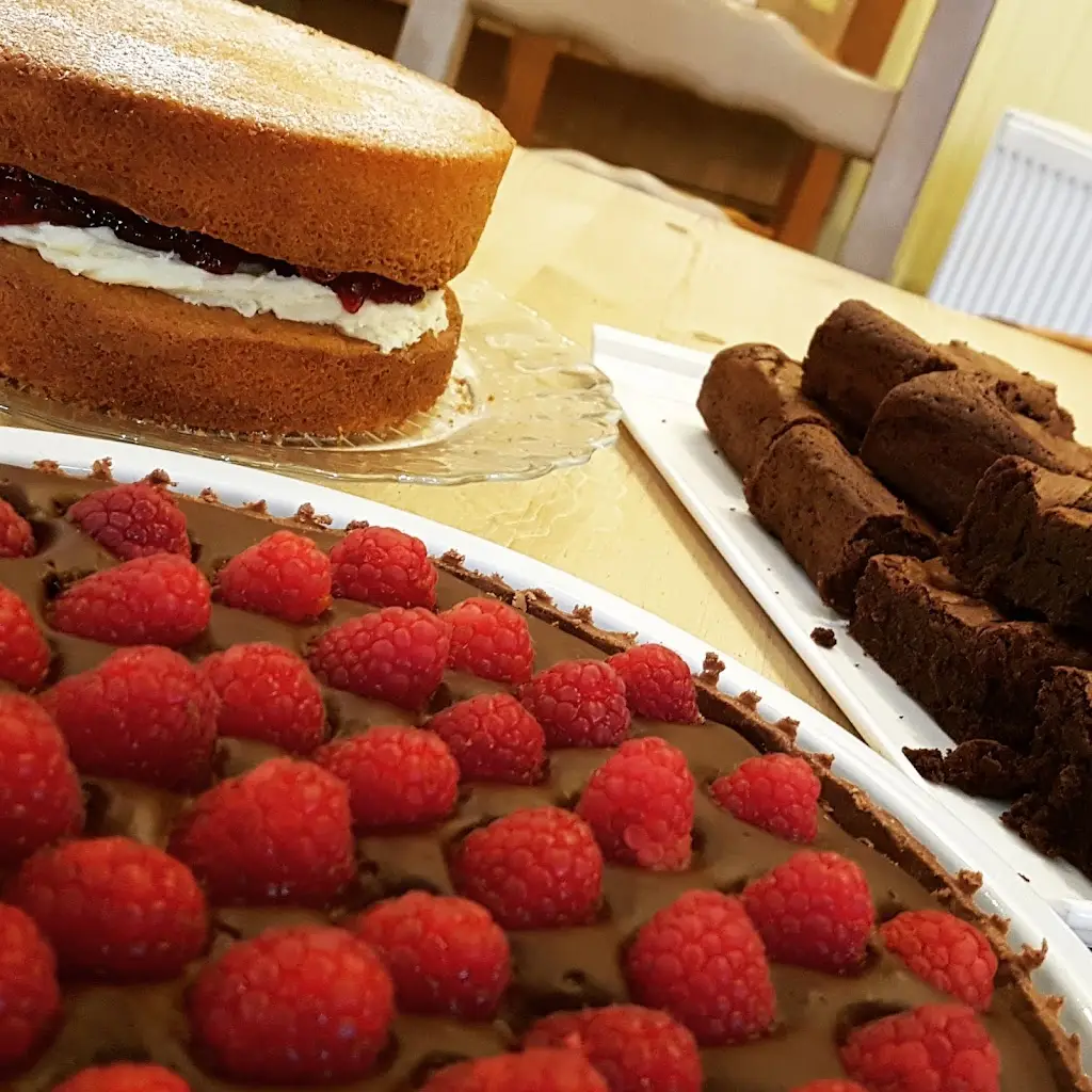 Loulabelles_Innerleithen_slider_image_2