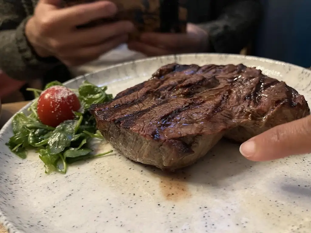 Alex Ace_Asado Gaucho_Innerleithen_review
