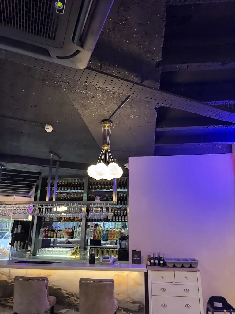 Kyle Helliwell_Bosphorus Cheshire Restaurant Bar & Shisha_Alsager_review