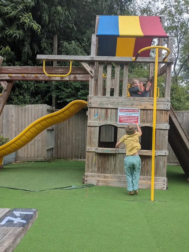 Georgie White Winter_The Lamb Inn_Birdham_review