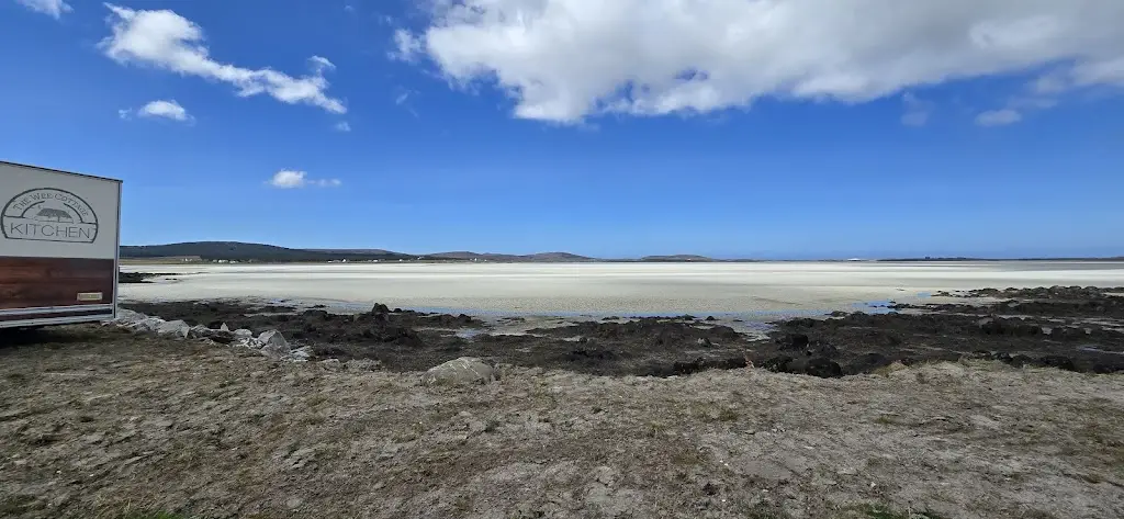 Lin Ux_The Wee Cottage Kitchen_Isle of North Uist_review