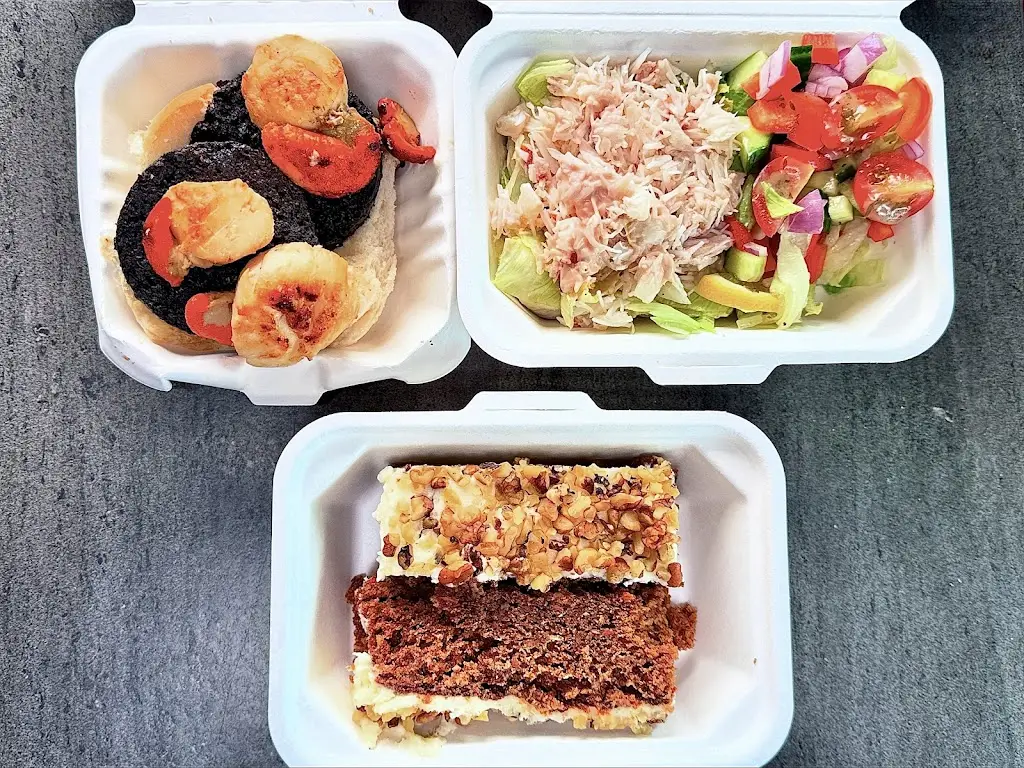 Oksana Perkins_The Wee Cottage Kitchen_Isle of North Uist_review