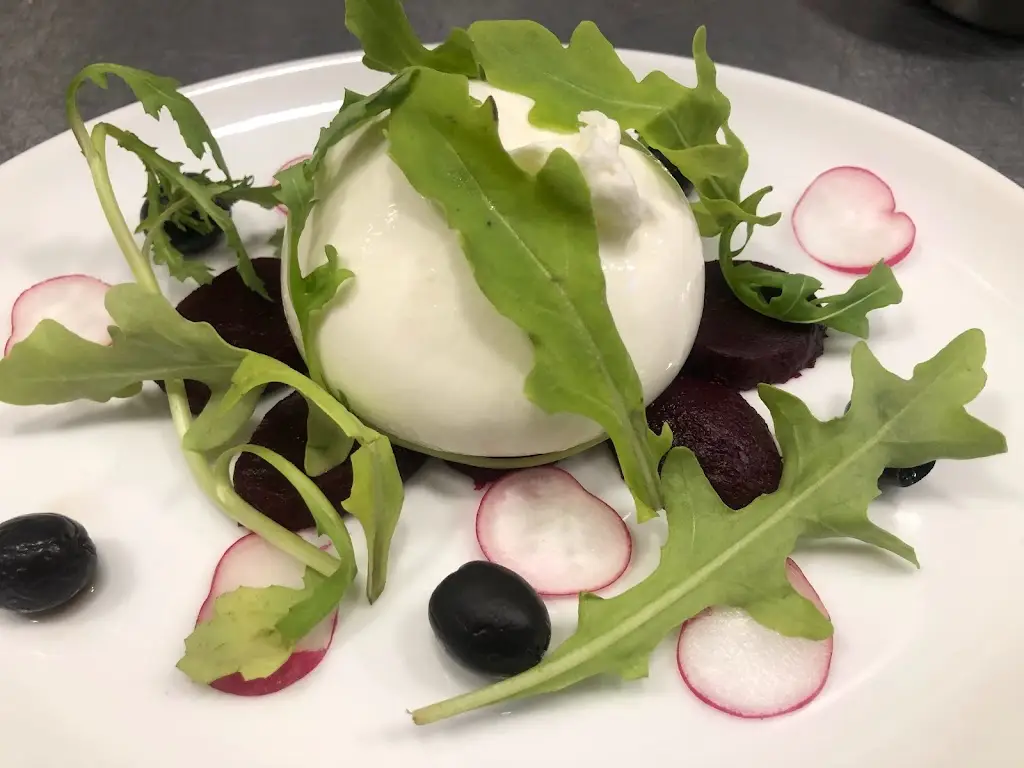 Round Island Cafe Bar_Isle of Cumbrae_slider_image_2