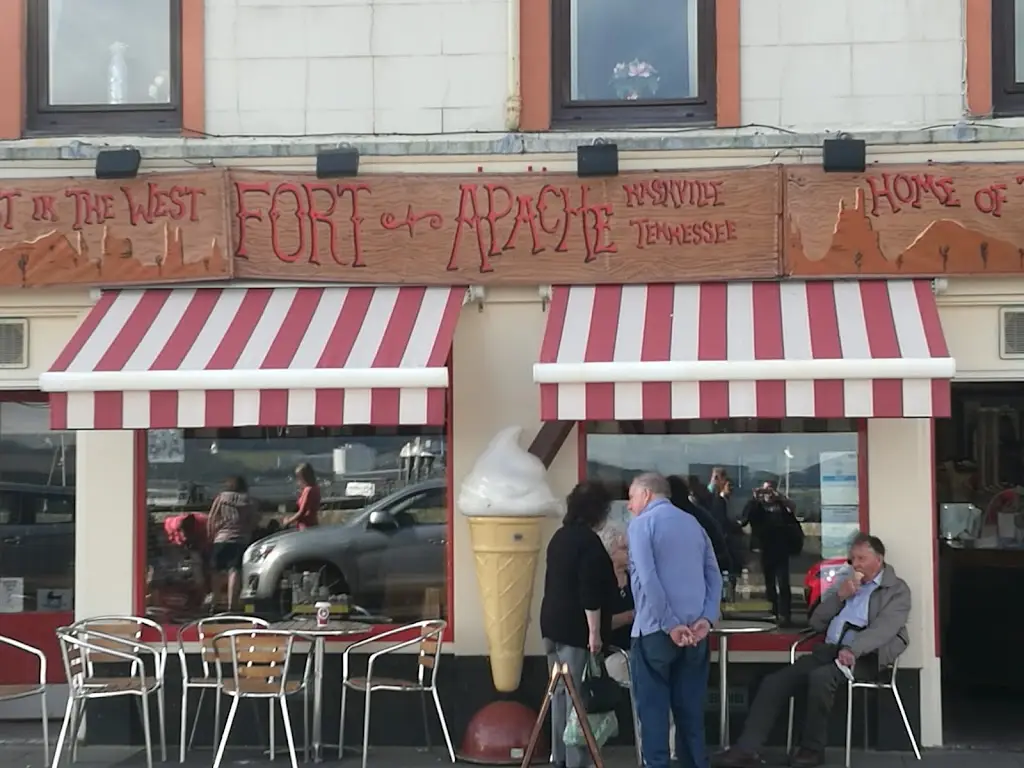 The Twa Dugs restaurant in Isle of Cumbrae