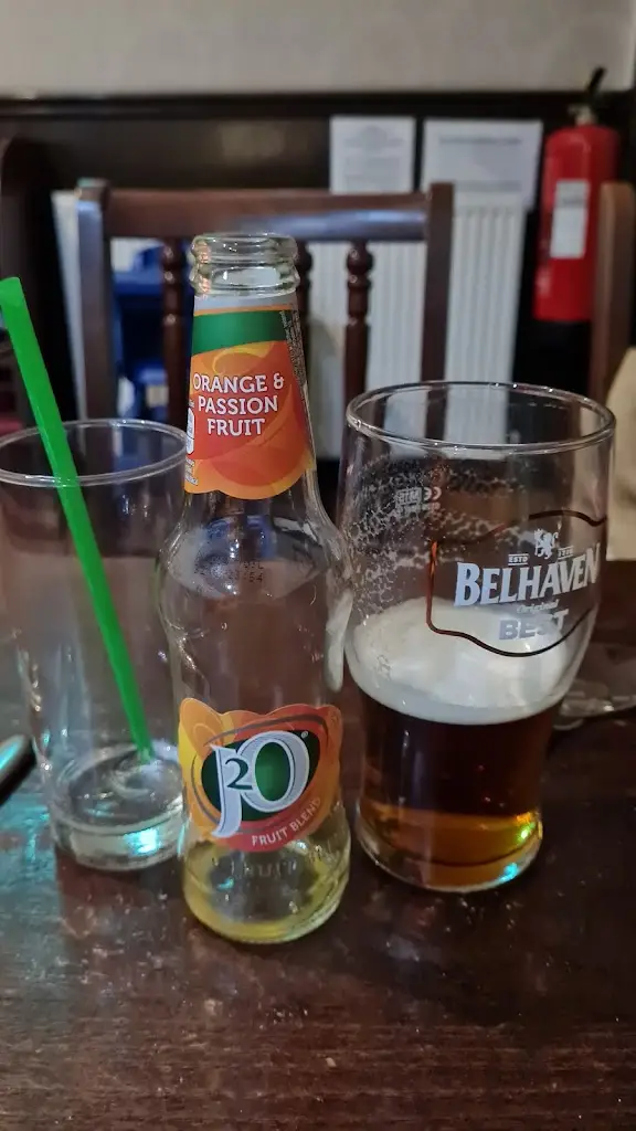 Info Support_Frasers Bar_Isle of Cumbrae_review