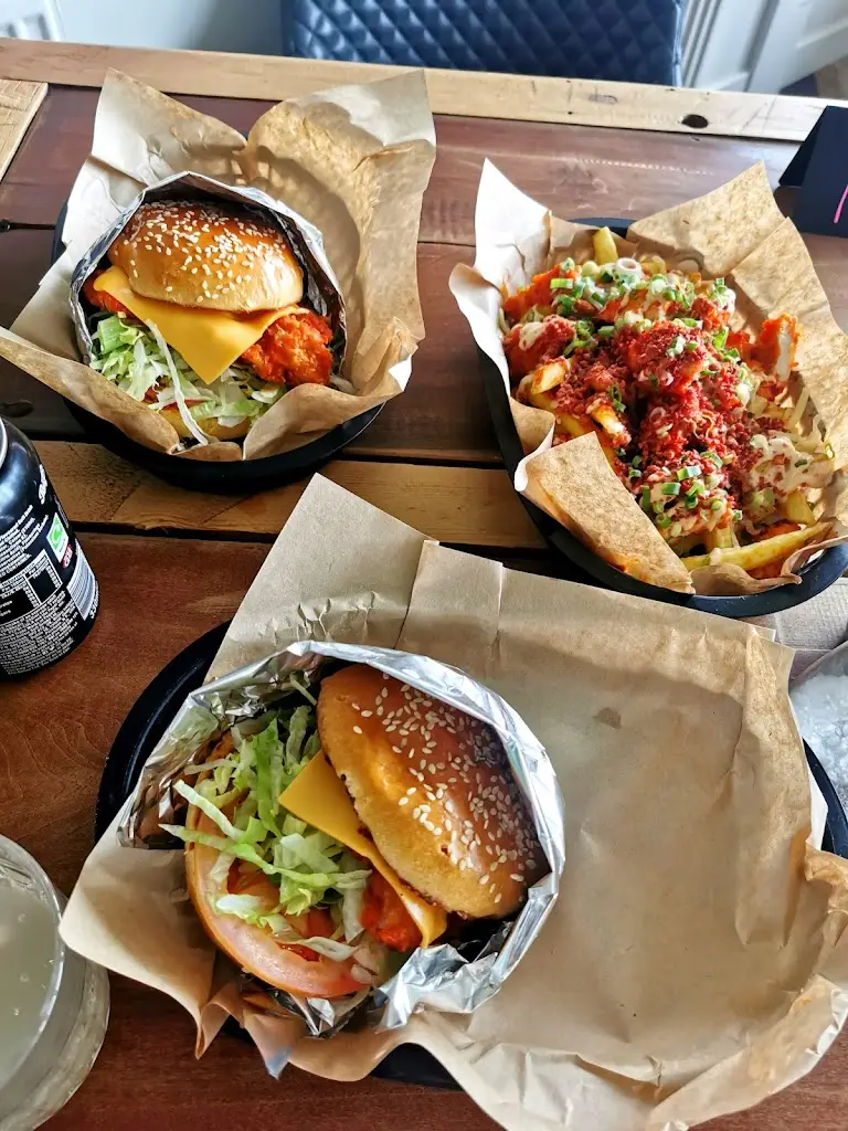 Shannon Barrow_Fintry Bay Patio & Cafe_Isle of Cumbrae_reseña