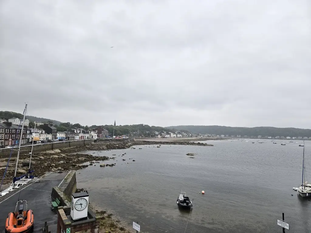 Makenzie Freedman_Millport Pier Hotel_Isle of Cumbrae_review