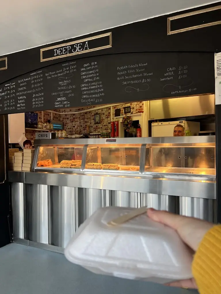 Menu_Deep Sea Fish and Chip Shop_Isle of Cumbrae_immagine_3