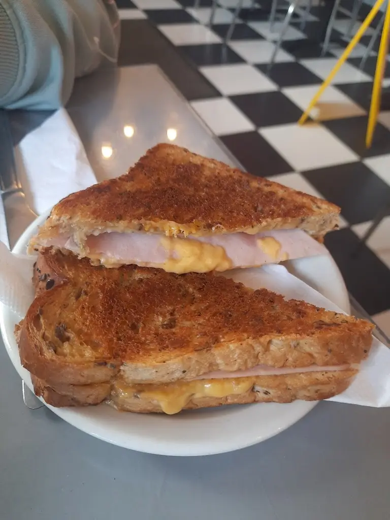 Menu_Youngs Diner_Kelty_immagine_5