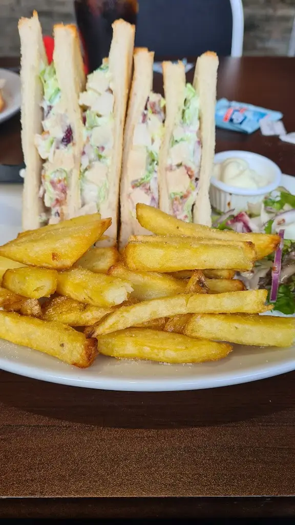 The Village Grill_Kelty_slider_image_1