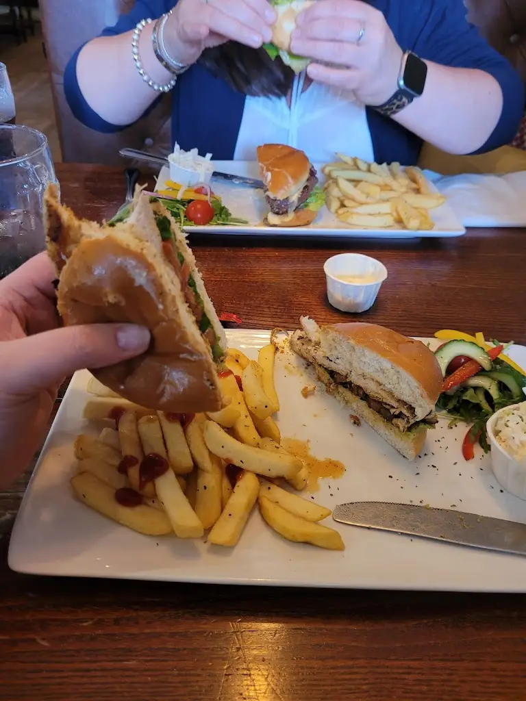 Menu_Habbies_Kilbarchan_image_2