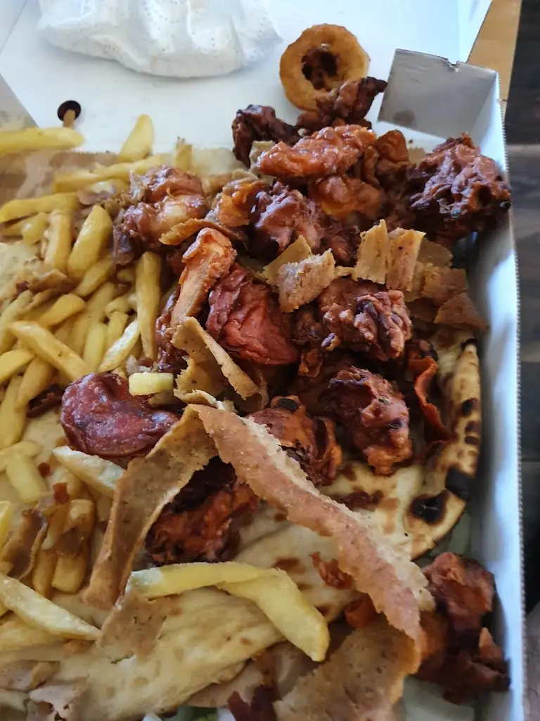 charles mcgregor_Anaya's_Kilbirnie_review