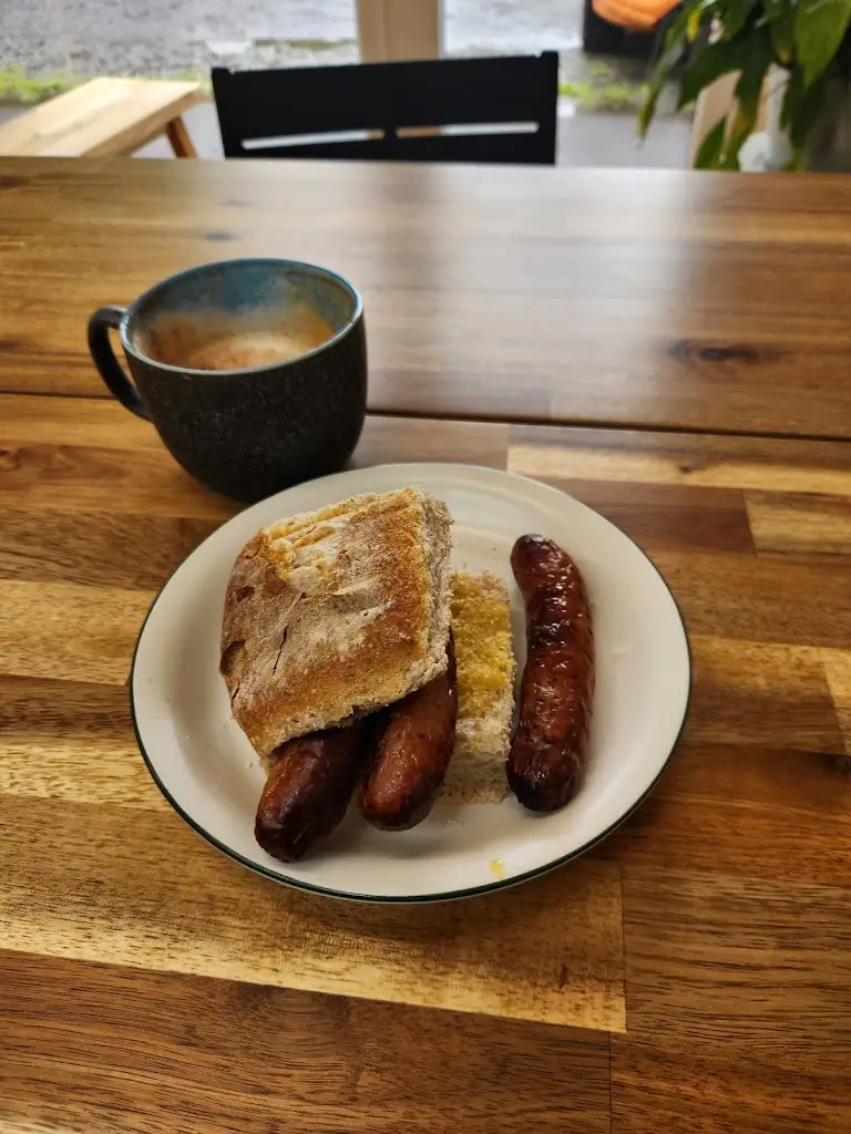 Andrew Paliwoda_Turnip The Beet_Killearn_review