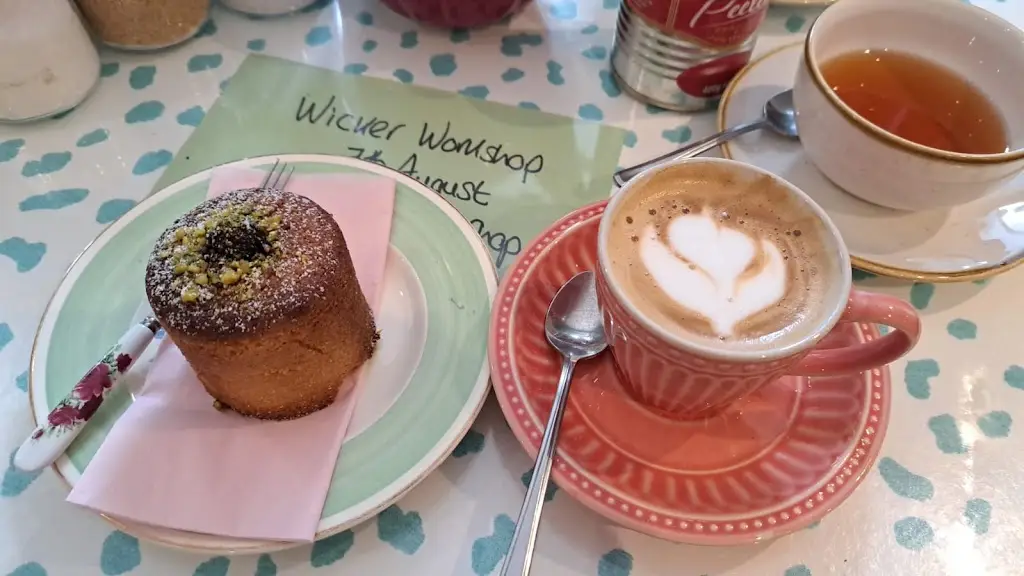 Sara Gardner_Town & Country Designs_Killearn_review