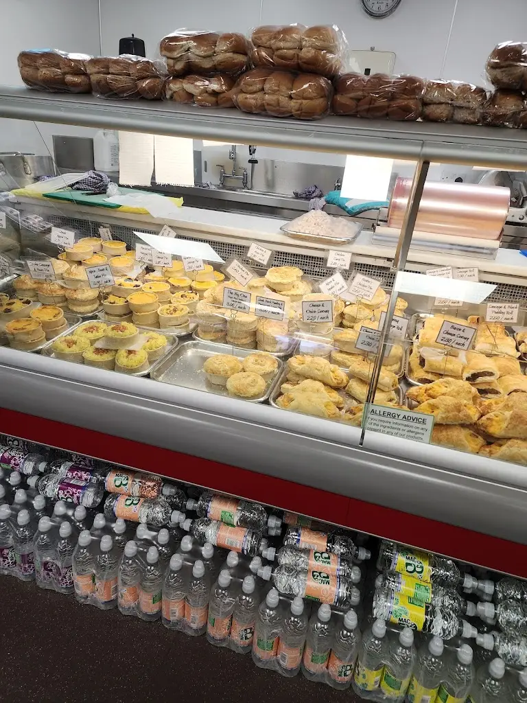 Amy Hird_The Deli Shop Keith_Keith_review