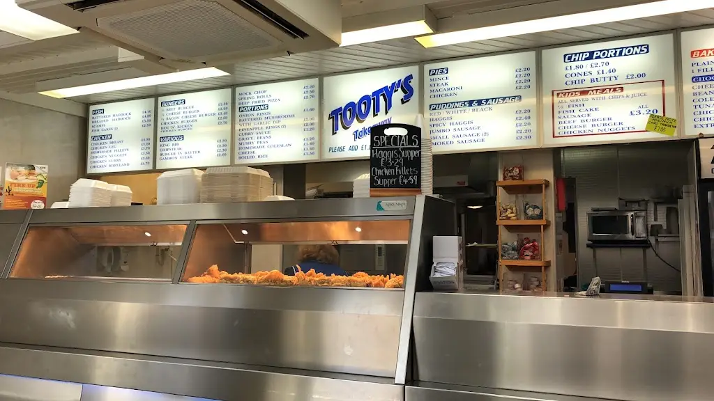 Tooty's Takeaway & Cafe restaurant in Keith