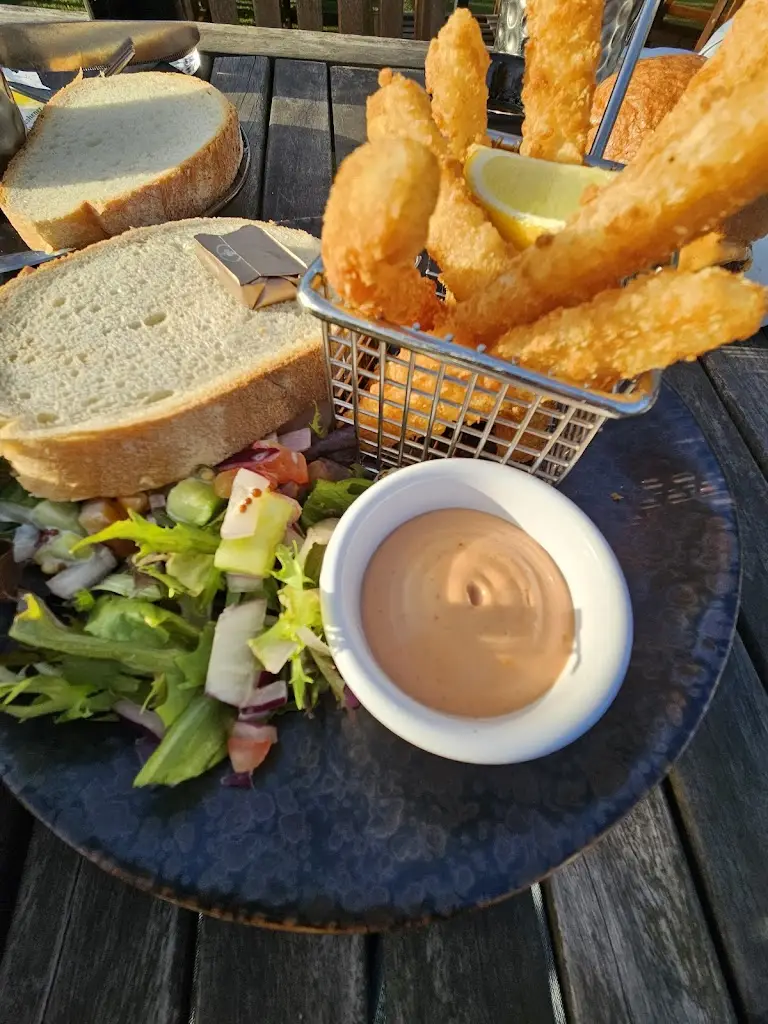 The Coachman_Kilsyth_slider_image_3