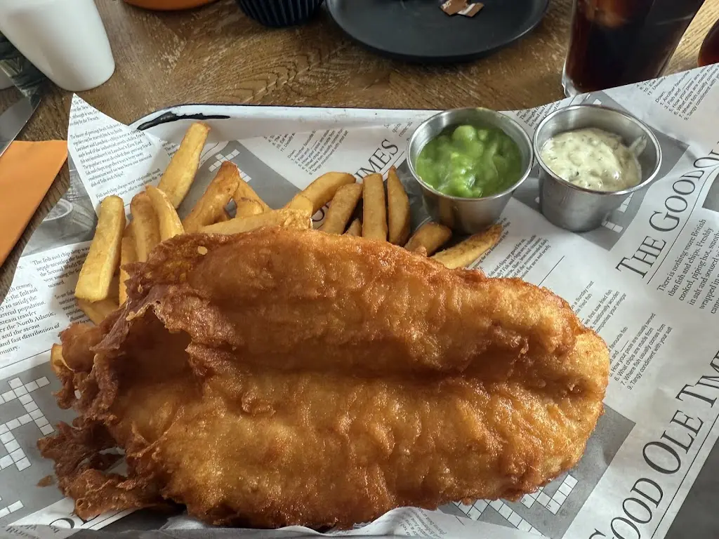 HS-1 Cafe Bar_Isle of Lewis_slider_image_3