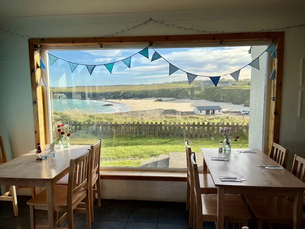 Rev Gav_The Breakwater_Isle of Lewis_review