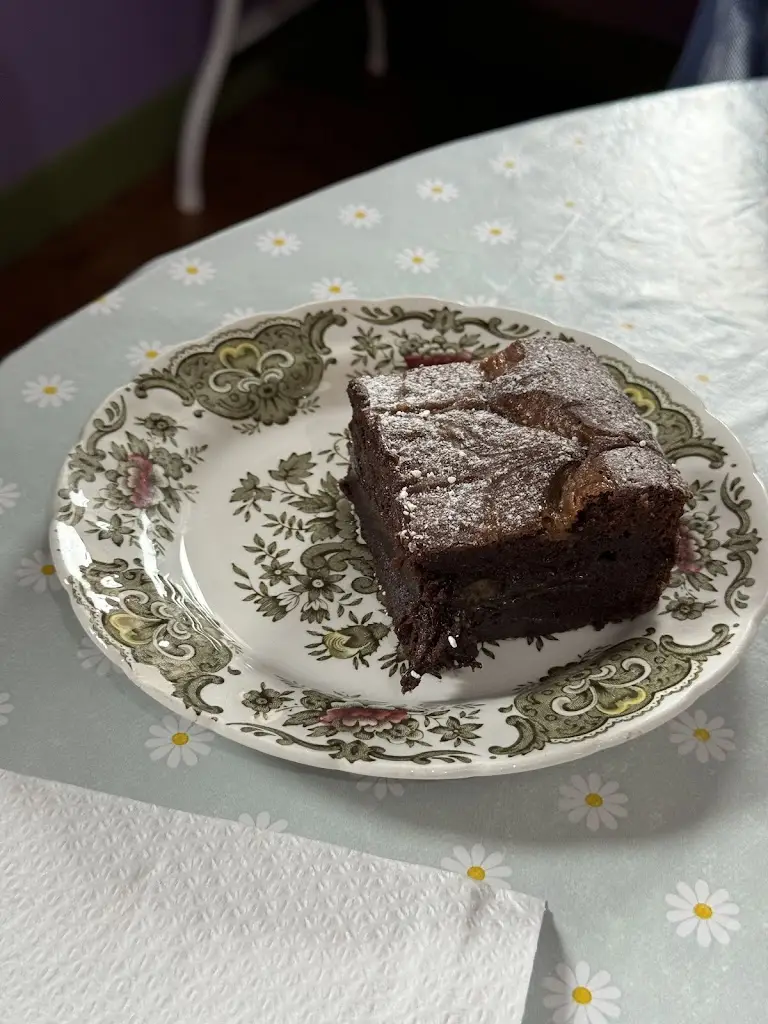 Wobbly Dog of Lewis_Isle of Lewis_slider_image_2