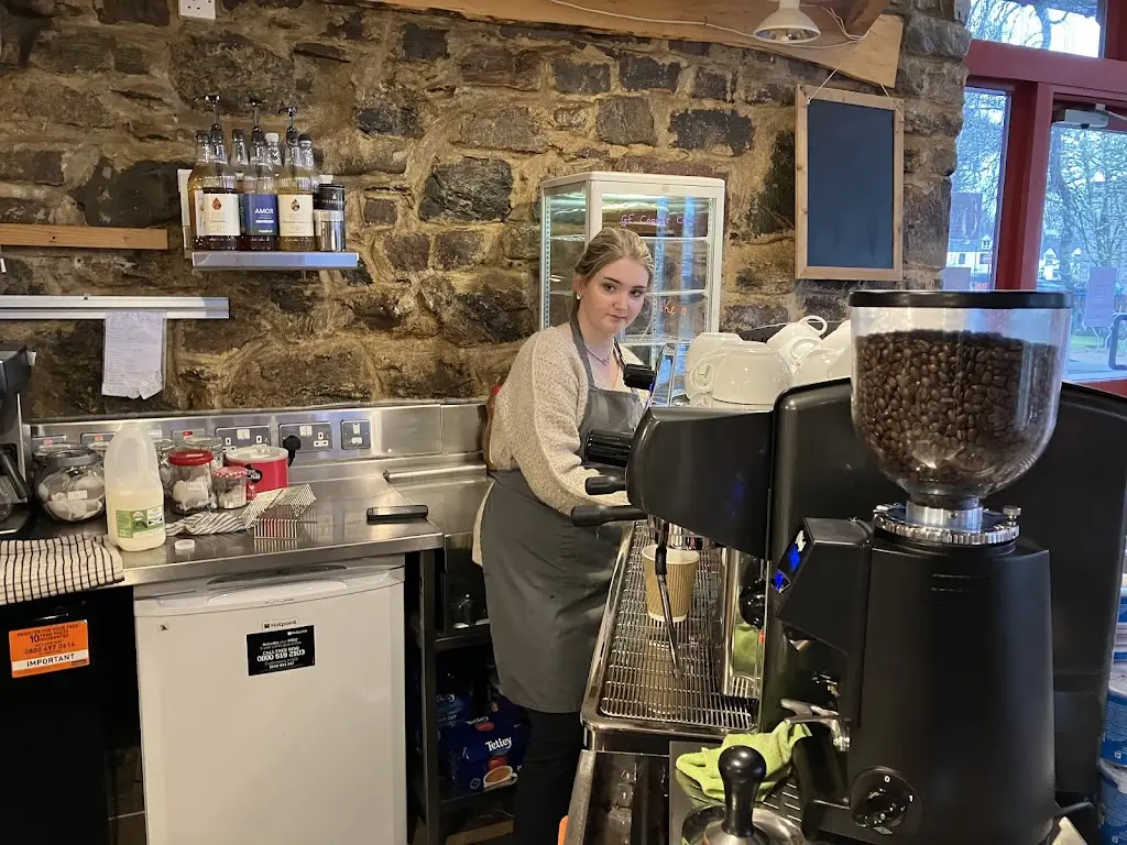 Cecil Burnett_Woodlands Centre_Isle of Lewis_review